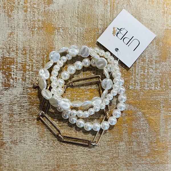 Pearly Wonder Bracelet Stack