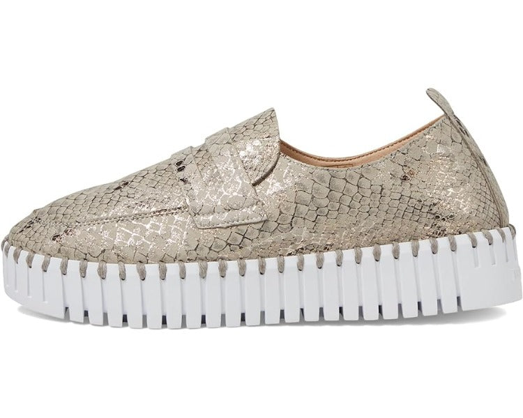 Tulip Snake Slip On Loafer - WHEAT