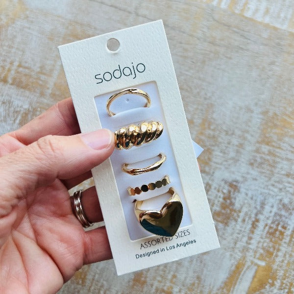 Queen of Hearts Ring Set