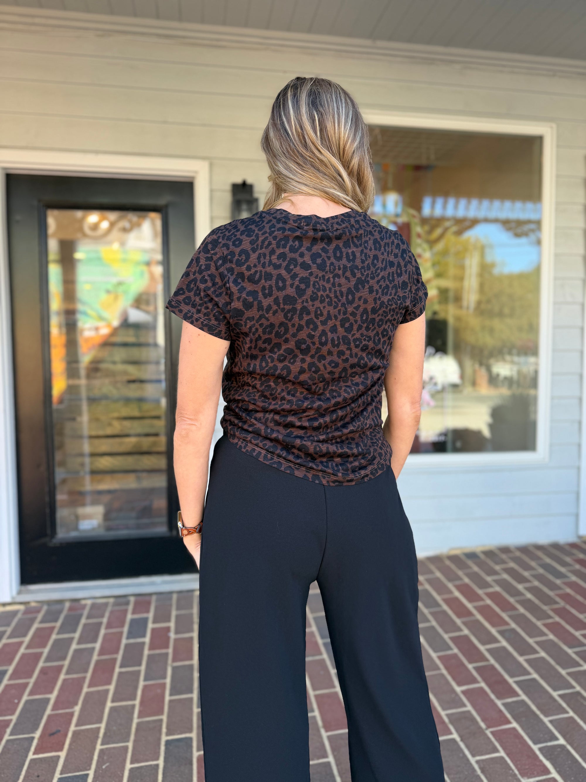 The Perfect Tee-ESPRESSO LEO