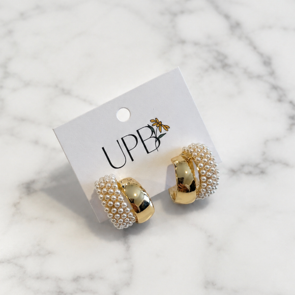 Chunky Huggie Duo with Pearls