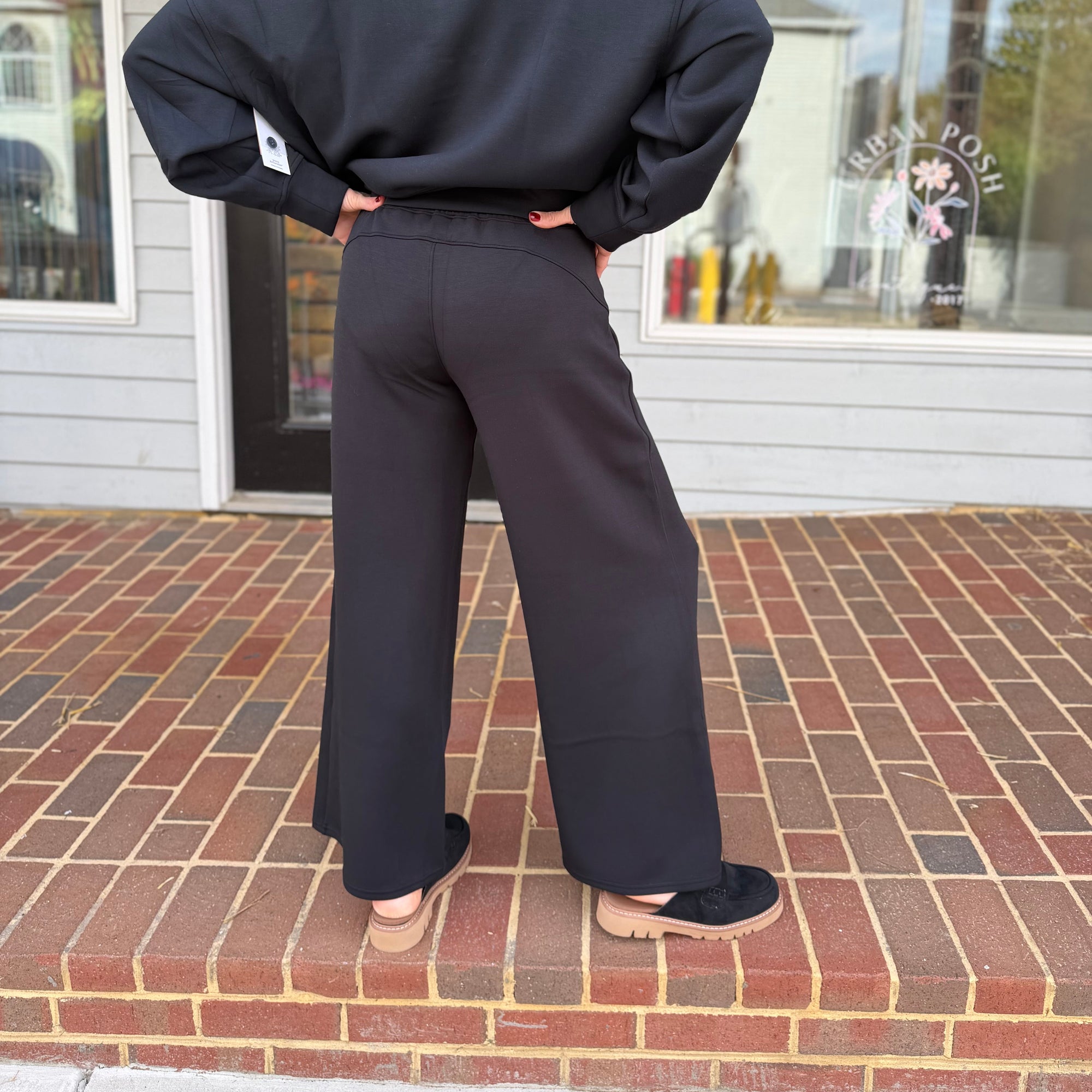 Spanx- Wide Leg Pant (Petite)