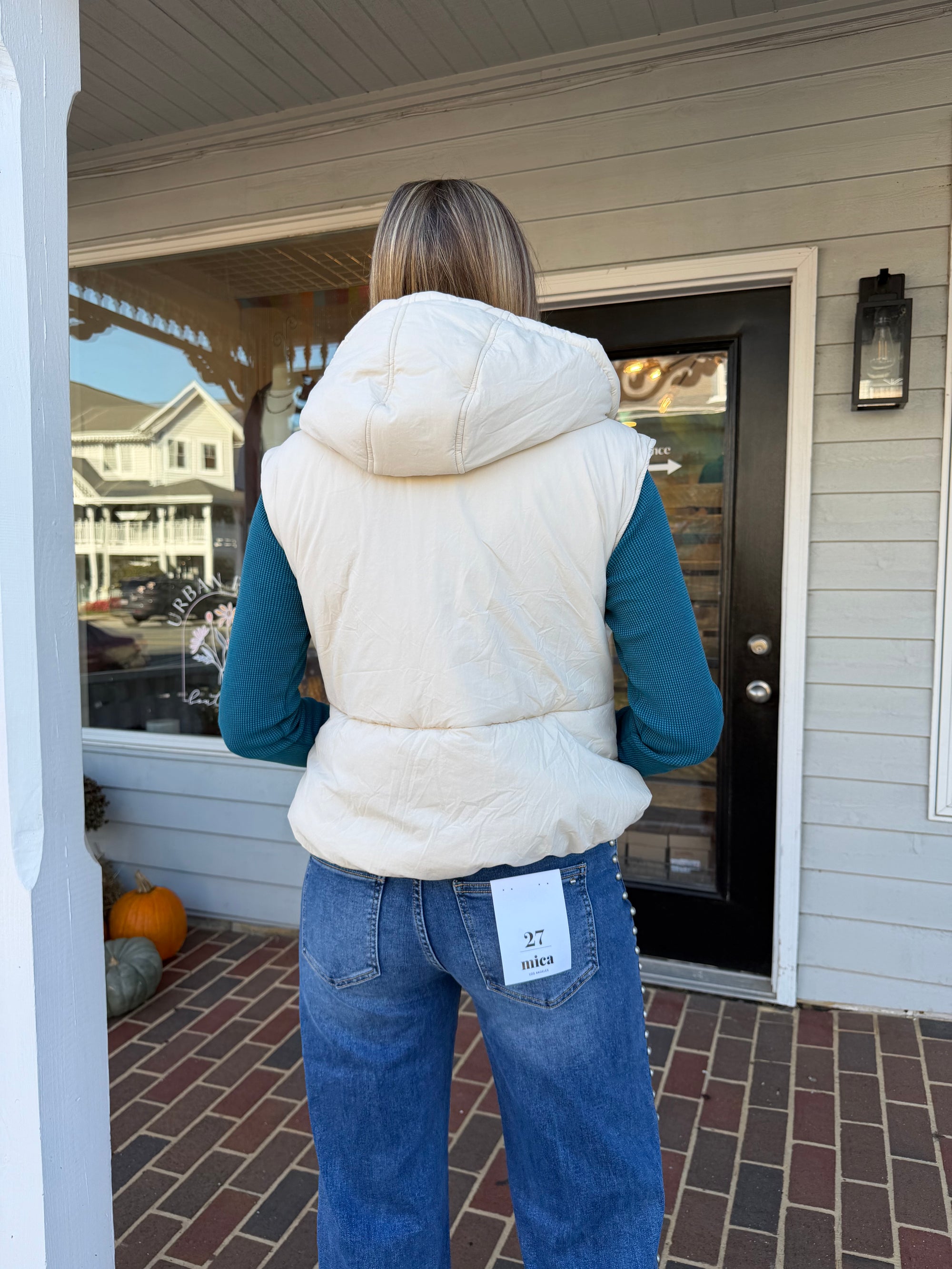 Hooded Bubble Puffer Vest-IVORY
