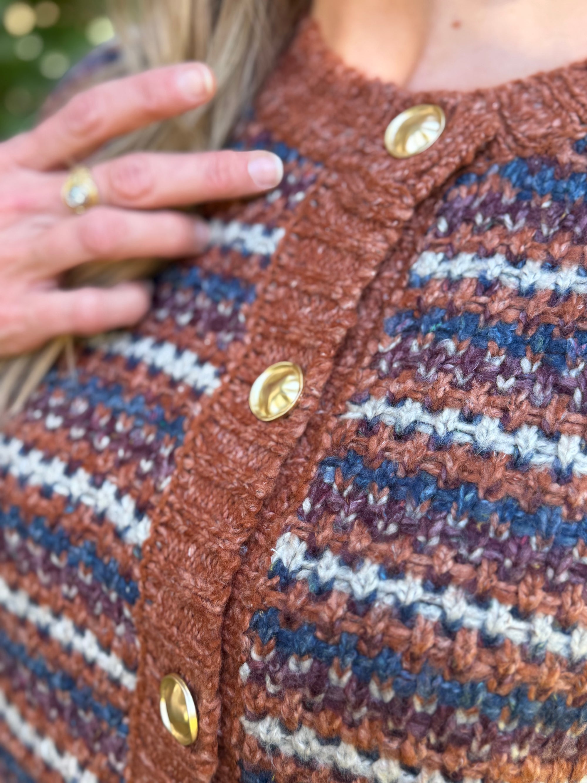 Chunky Yarn Bubble Sleeve Sweater
