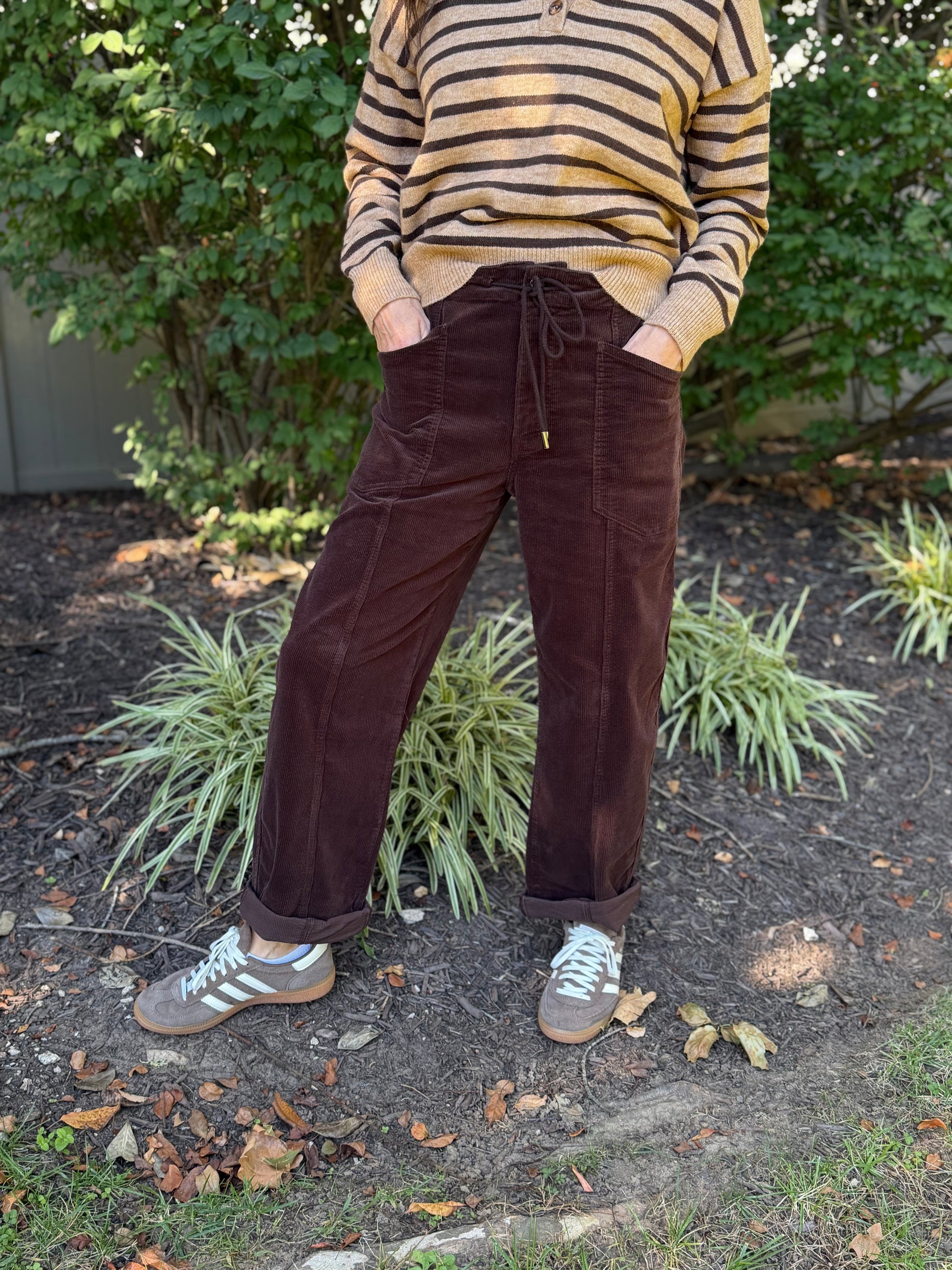 Villa Drawstring Corduroy Pant