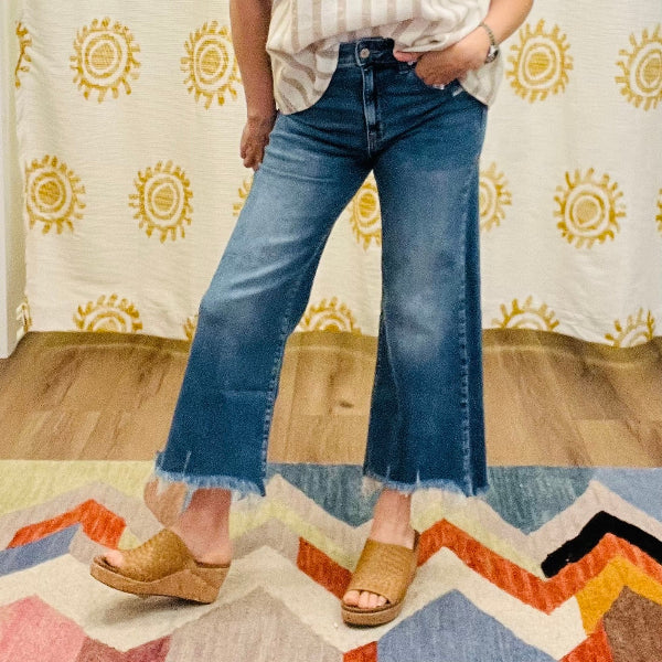 Cropped Frayed Hem Denim