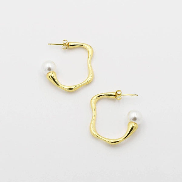 Uneven Pearl Hoop Gold